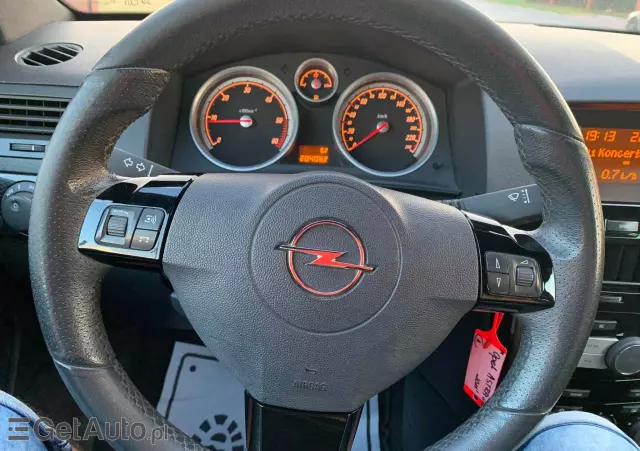 OPEL Astra GTC 1.7 CDTI DPF (119g) Sport