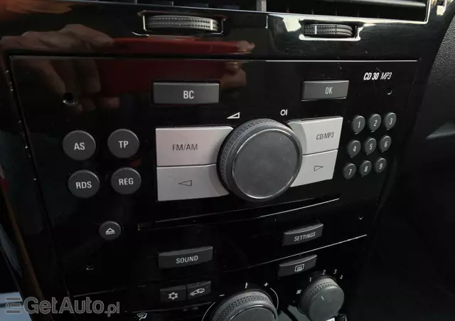 OPEL Astra GTC 1.7 CDTI DPF (119g) Sport