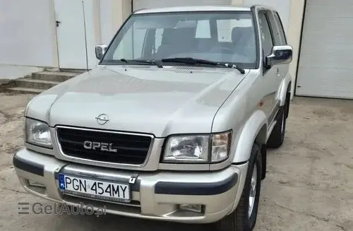 OPEL Monterey 