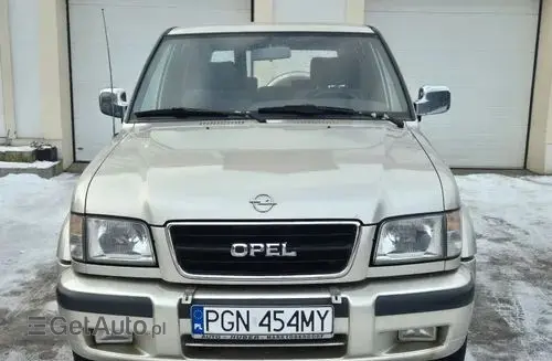OPEL Monterey 