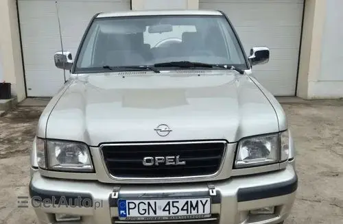 OPEL Monterey 