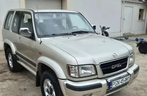 OPEL Monterey 