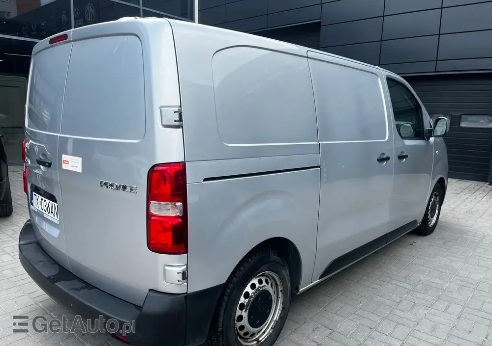 TOYOTA PROACE 