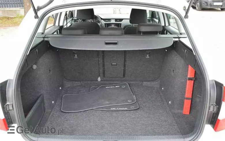 SKODA Octavia 1.6 TDI SCR Style