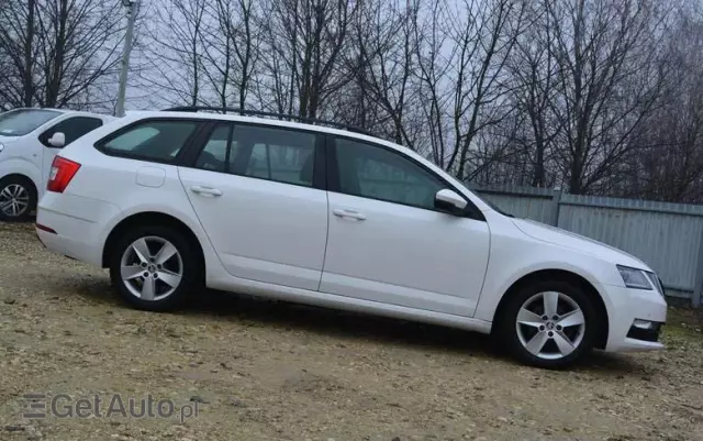 SKODA Octavia 1.6 TDI SCR Style