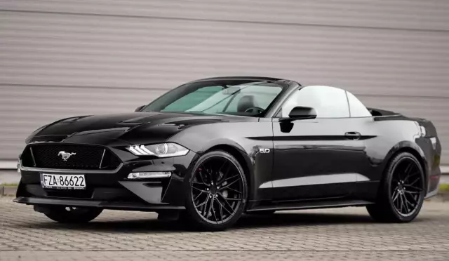 FORD Mustang 
