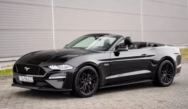 FORD Mustang 