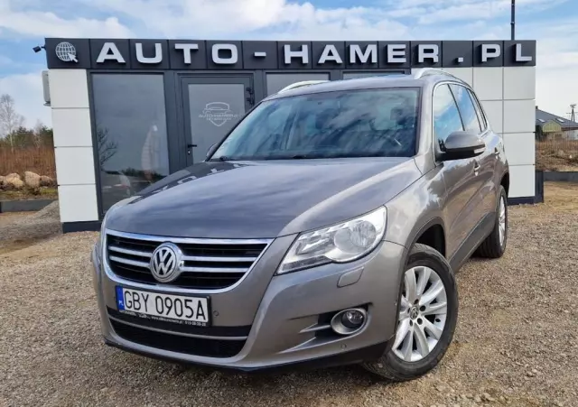 VOLKSWAGEN Tiguan 1.4 TSI Sport & Style