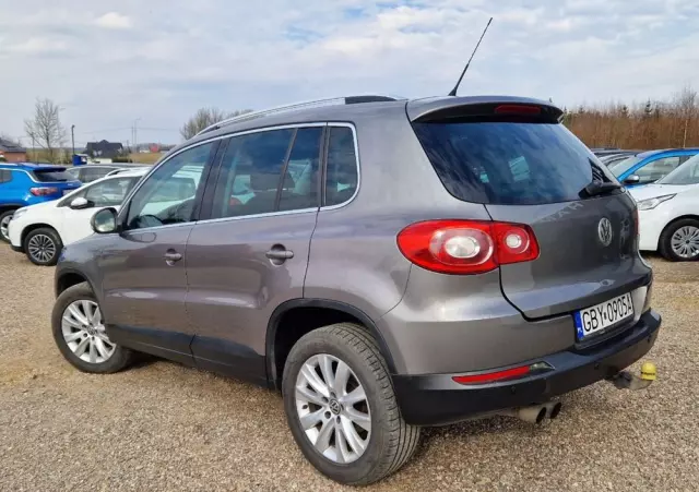 VOLKSWAGEN Tiguan 1.4 TSI Sport & Style