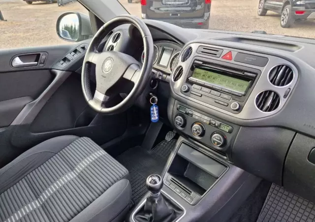 VOLKSWAGEN Tiguan 1.4 TSI Sport & Style