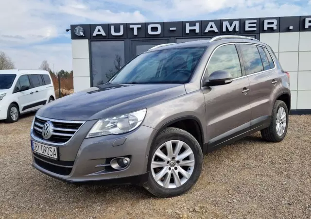 VOLKSWAGEN Tiguan 1.4 TSI Sport & Style