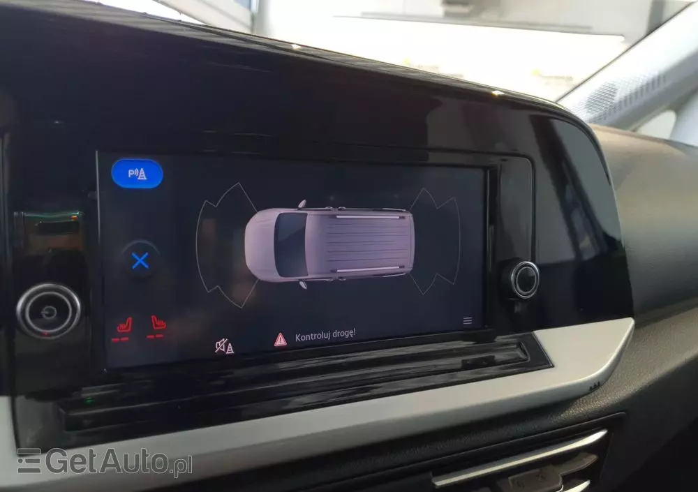 FORD Tourneo Connect 2.0 EcoBlue Titanium