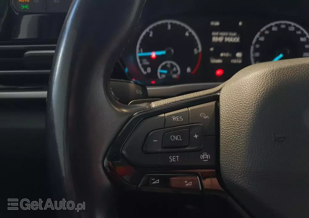 FORD Tourneo Connect 2.0 EcoBlue Titanium