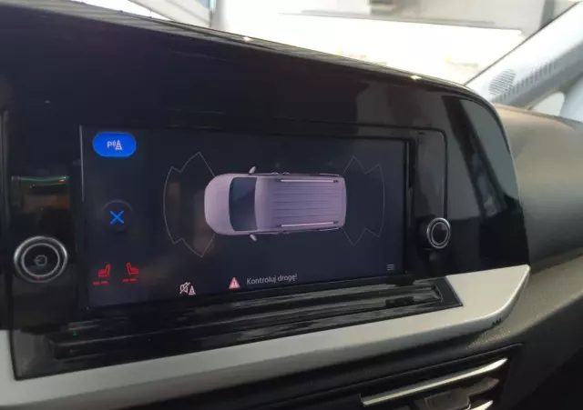 FORD Tourneo Connect 2.0 EcoBlue Titanium