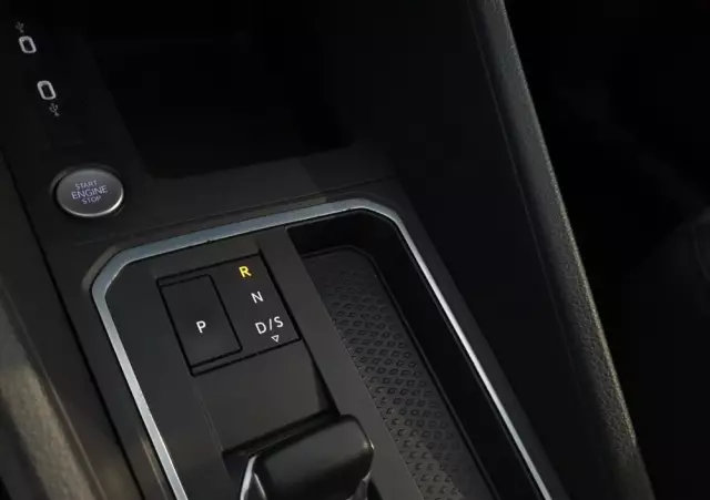 FORD Tourneo Connect 2.0 EcoBlue Titanium