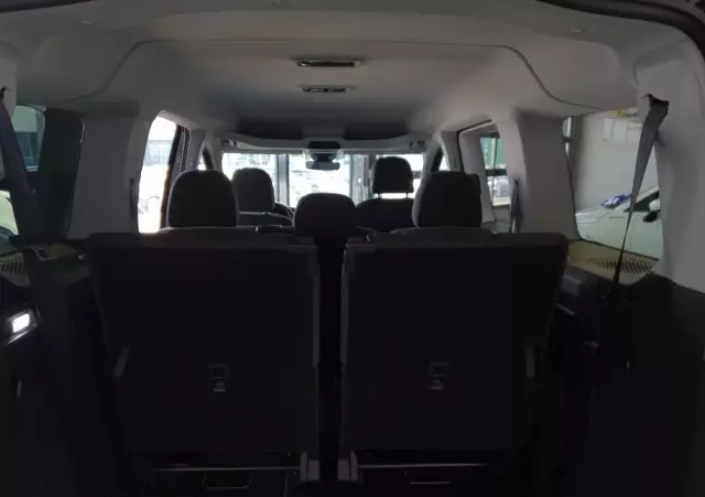 FORD Tourneo Connect 2.0 EcoBlue Titanium