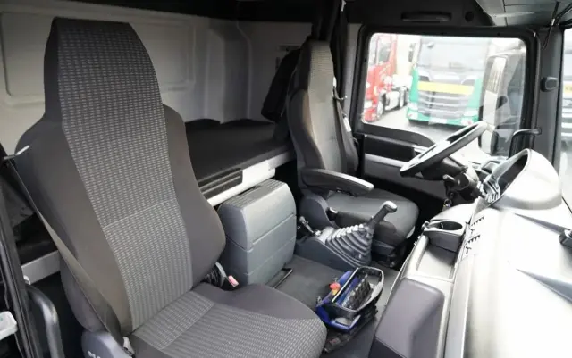 MAN TGS 18.480 / 4x2 / HDS HMF 1820 K6 / WYSIEG 17,2 m / MANUAL / STEROWANIE RADIOWE 