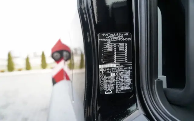 MAN TGS 18.480 / 4x2 / HDS HMF 1820 K6 / WYSIEG 17,2 m / MANUAL / STEROWANIE RADIOWE 