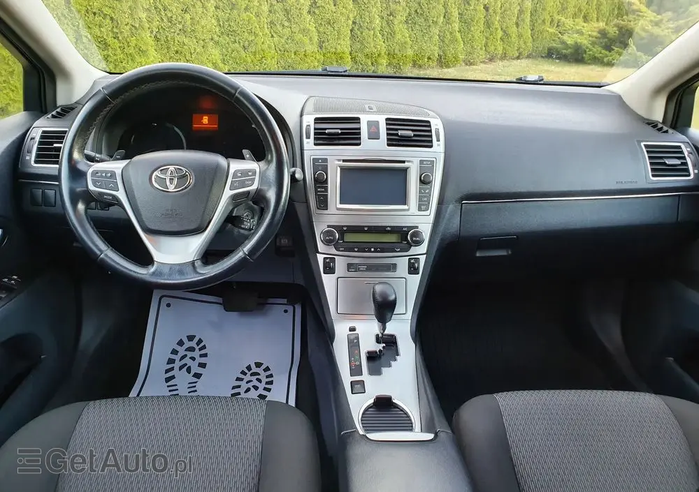 TOYOTA Avensis Combi 1.8 Multidrive S Executive