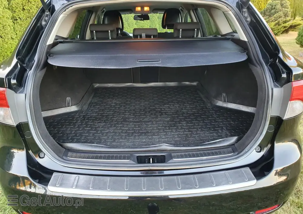 TOYOTA Avensis Combi 1.8 Multidrive S Executive