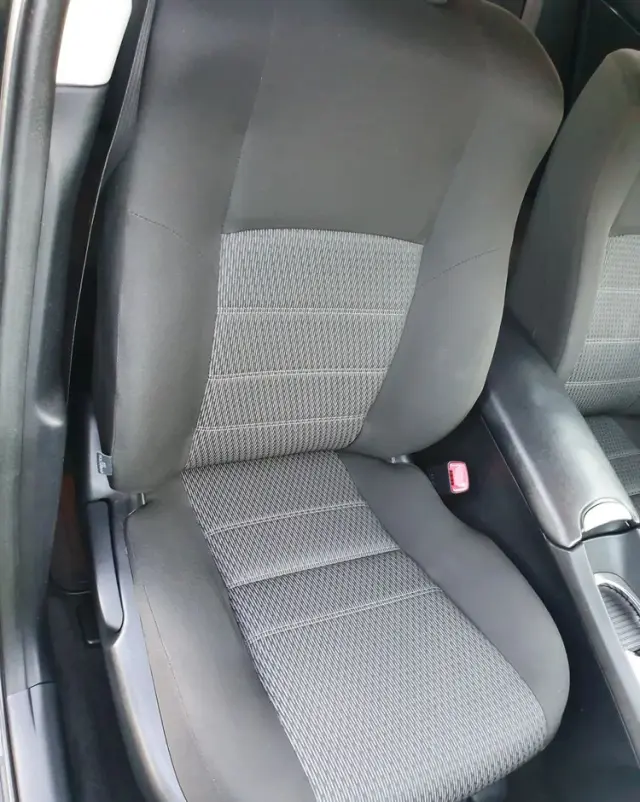 TOYOTA Avensis Combi 1.8 Multidrive S Executive