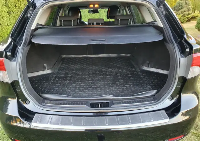 TOYOTA Avensis Combi 1.8 Multidrive S Executive