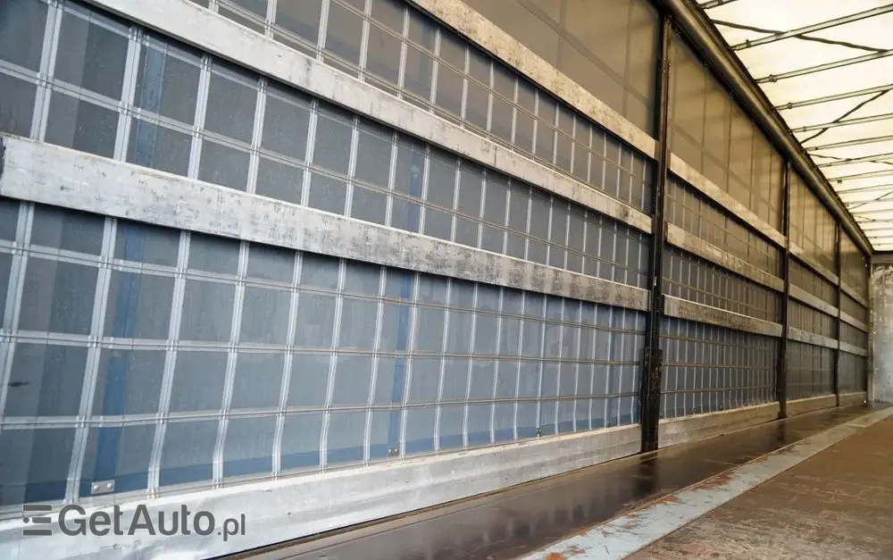 KÖGEL FIRANKA / STANDARD / WINDA 2 000 kg  / KOSZ NA PALETY / OŚ PODONOSZONA / SAF 