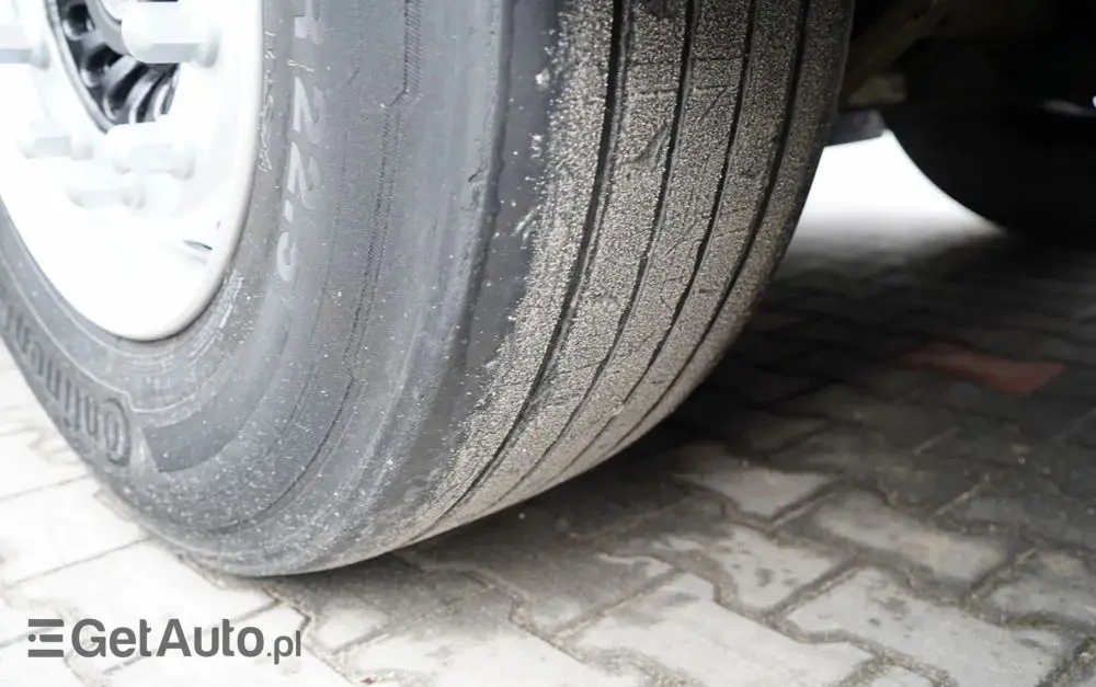 KÖGEL FIRANKA / STANDARD / WINDA 2 000 kg  / KOSZ NA PALETY / OŚ PODONOSZONA / SAF 