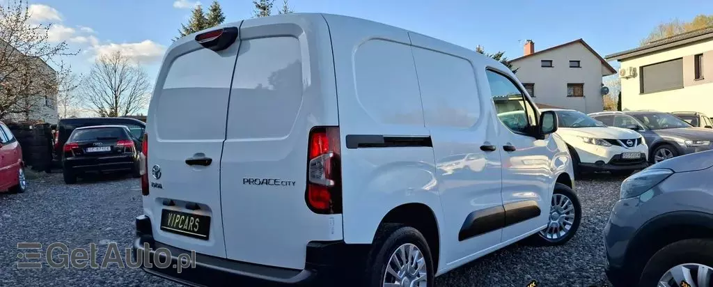 TOYOTA Proace 