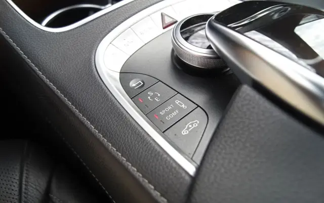 MERCEDES-BENZ Klasa S 500 4-Matic 7G-TRONIC