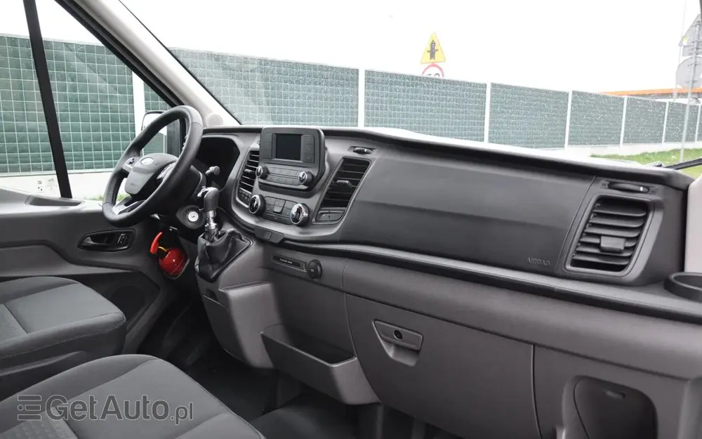 FORD TRANSIT L3H2 DCiV RWD TREND 7os BRYGADOWY FABRYCZNIE NOWY DOSTĘPNY OD RĘKI NA GWARANCJI 