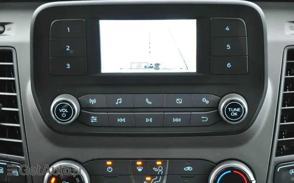 FORD TRANSIT L3H2 DCiV RWD TREND 7os BRYGADOWY FABRYCZNIE NOWY DOSTĘPNY OD RĘKI NA GWARANCJI 