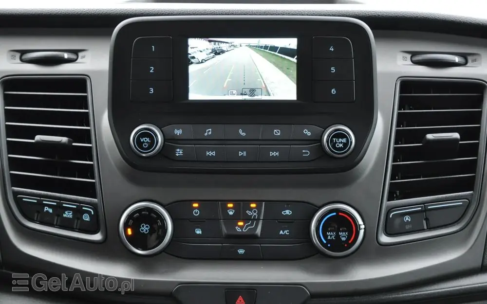 FORD TRANSIT L3H2 DCiV RWD TREND 7os BRYGADOWY FABRYCZNIE NOWY DOSTĘPNY OD RĘKI NA GWARANCJI 