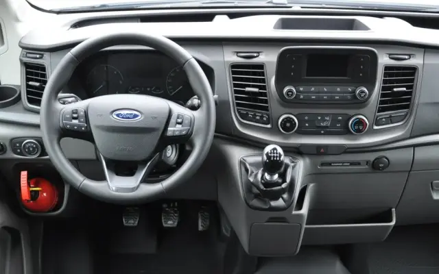 FORD TRANSIT L3H2 DCiV RWD TREND 7os BRYGADOWY FABRYCZNIE NOWY DOSTĘPNY OD RĘKI NA GWARANCJI 