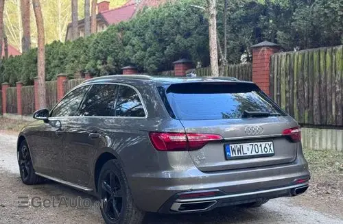 AUDI A4 