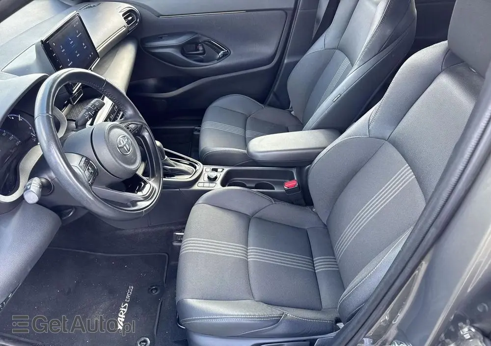 TOYOTA Yaris Cross Hybrid 1.5 Adventure 4x4