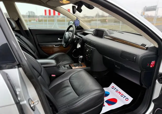 CITROËN C6 3.0 HDi 24V Exclusive