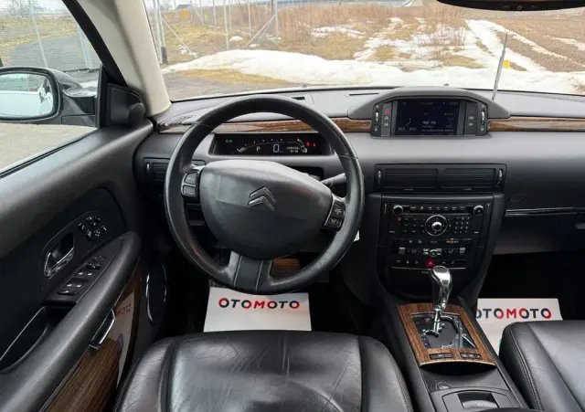 CITROËN C6 3.0 HDi 24V Exclusive