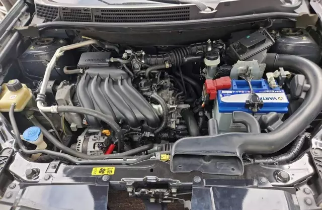 NISSAN Qashqai 1.6 (114 KM)