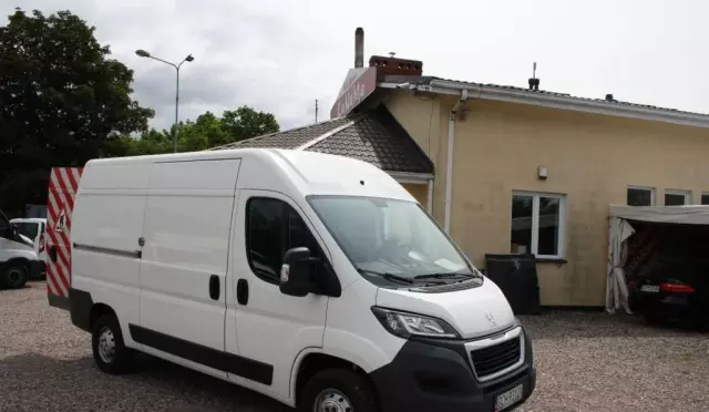 PEUGEOT Boxer 