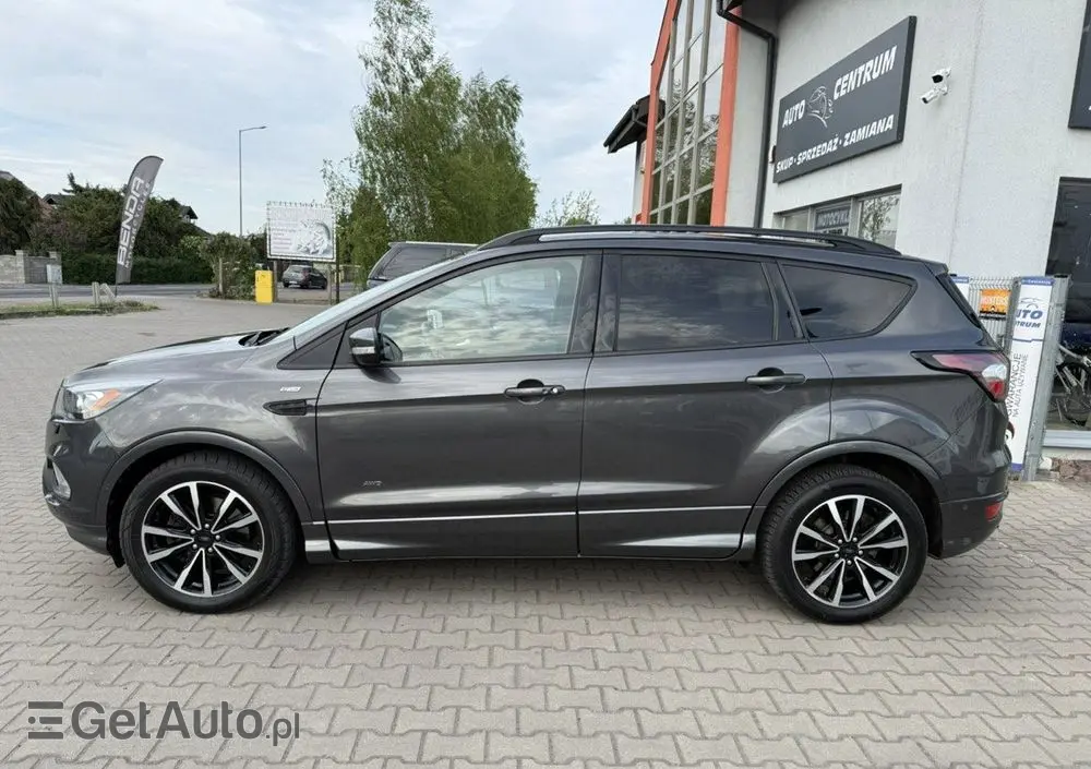 FORD Kuga 2.0 TDCi AWD ST-Line