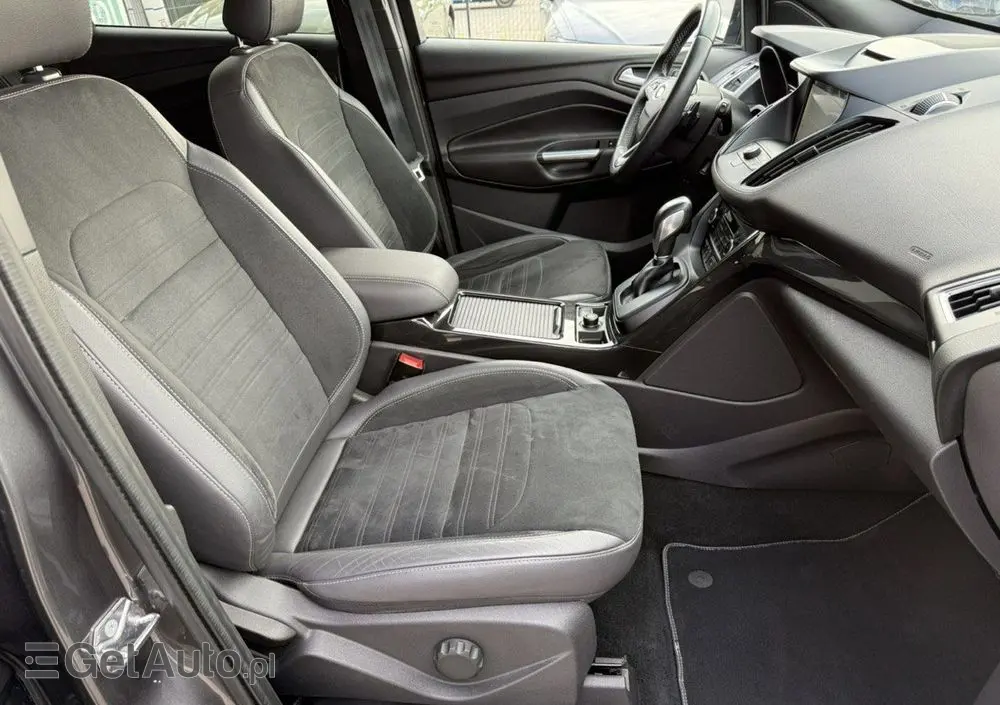 FORD Kuga 2.0 TDCi AWD ST-Line