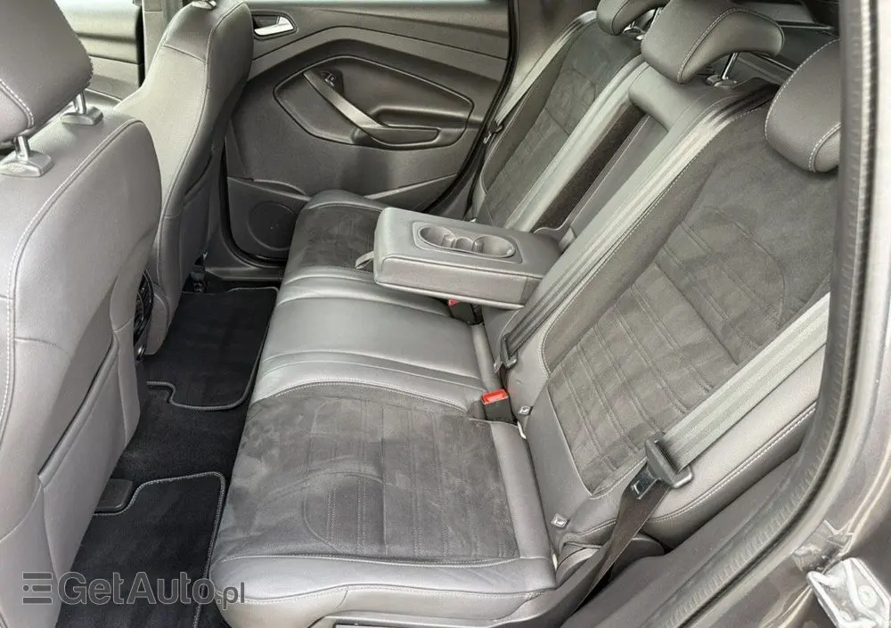 FORD Kuga 2.0 TDCi AWD ST-Line