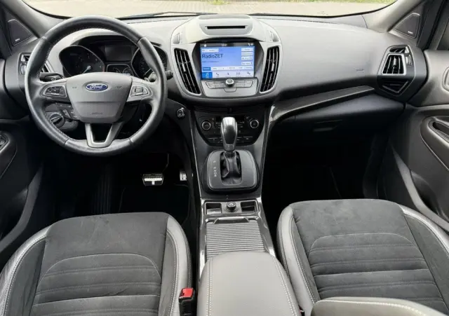 FORD Kuga 2.0 TDCi AWD ST-Line