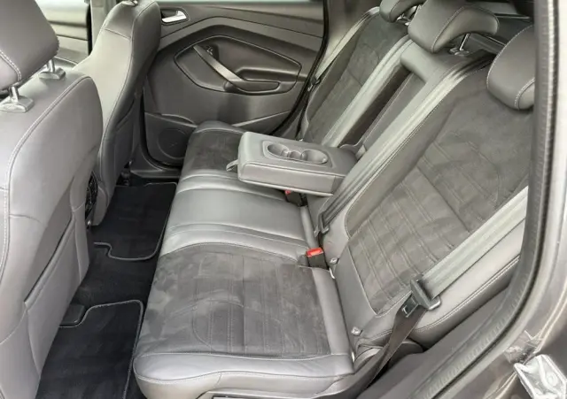 FORD Kuga 2.0 TDCi AWD ST-Line
