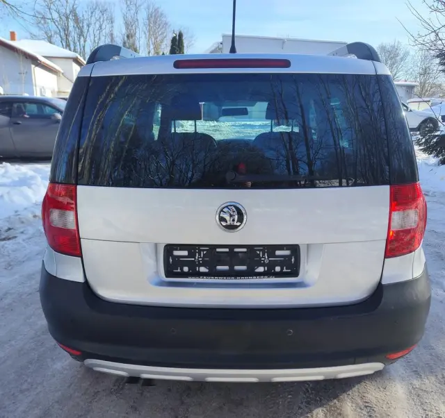 SKODA Yeti Outdoor 1.4 TSI Adventure Green tec