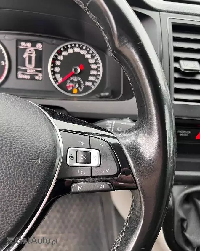 VOLKSWAGEN 2.0TDI 4Motion 150ps Transporter T6 Kamera Webasto SERWISOWANY!! 