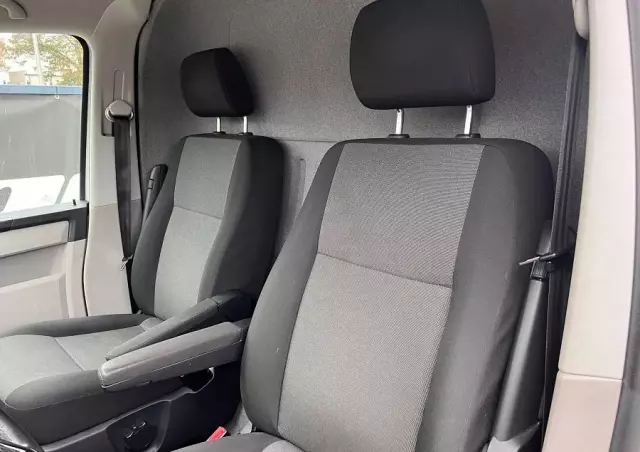 VOLKSWAGEN 2.0TDI 4Motion 150ps Transporter T6 Kamera Webasto SERWISOWANY!! 