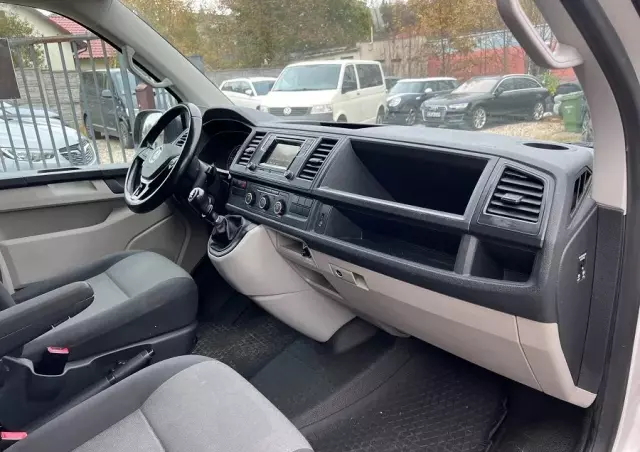 VOLKSWAGEN 2.0TDI 4Motion 150ps Transporter T6 Kamera Webasto SERWISOWANY!! 