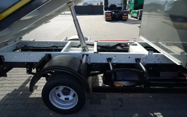 IVECO DAILY 35-180 / WYWROTKA TYLNOZSYPOWA / HI-MATIC / BLIŹNIAK / SPROWADZONY 